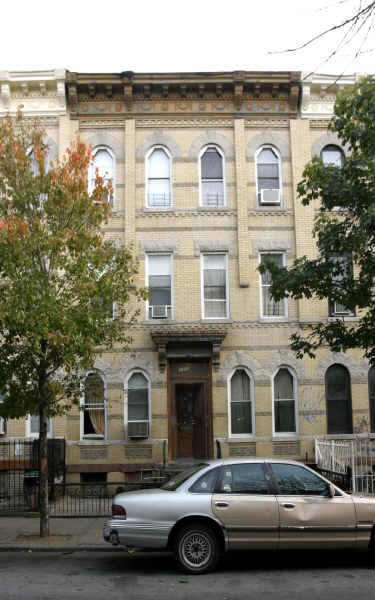 1352 Hancock St in Brooklyn, NY - Building Photo