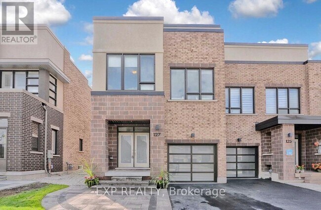 127 Anchusa Dr in Richmond Hill, ON - Building Photo - Building Photo