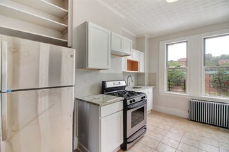 332 Jackson St in Hoboken, NJ - Building Photo - Building Photo
