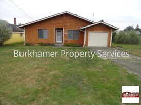 211 S 4th St in Mccleary, WA - Building Photo