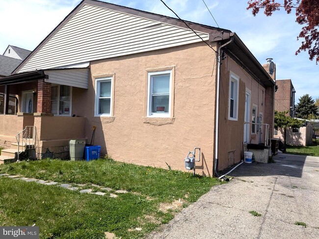 7524 Whitaker Ave in Philadelphia, PA - Building Photo - Building Photo