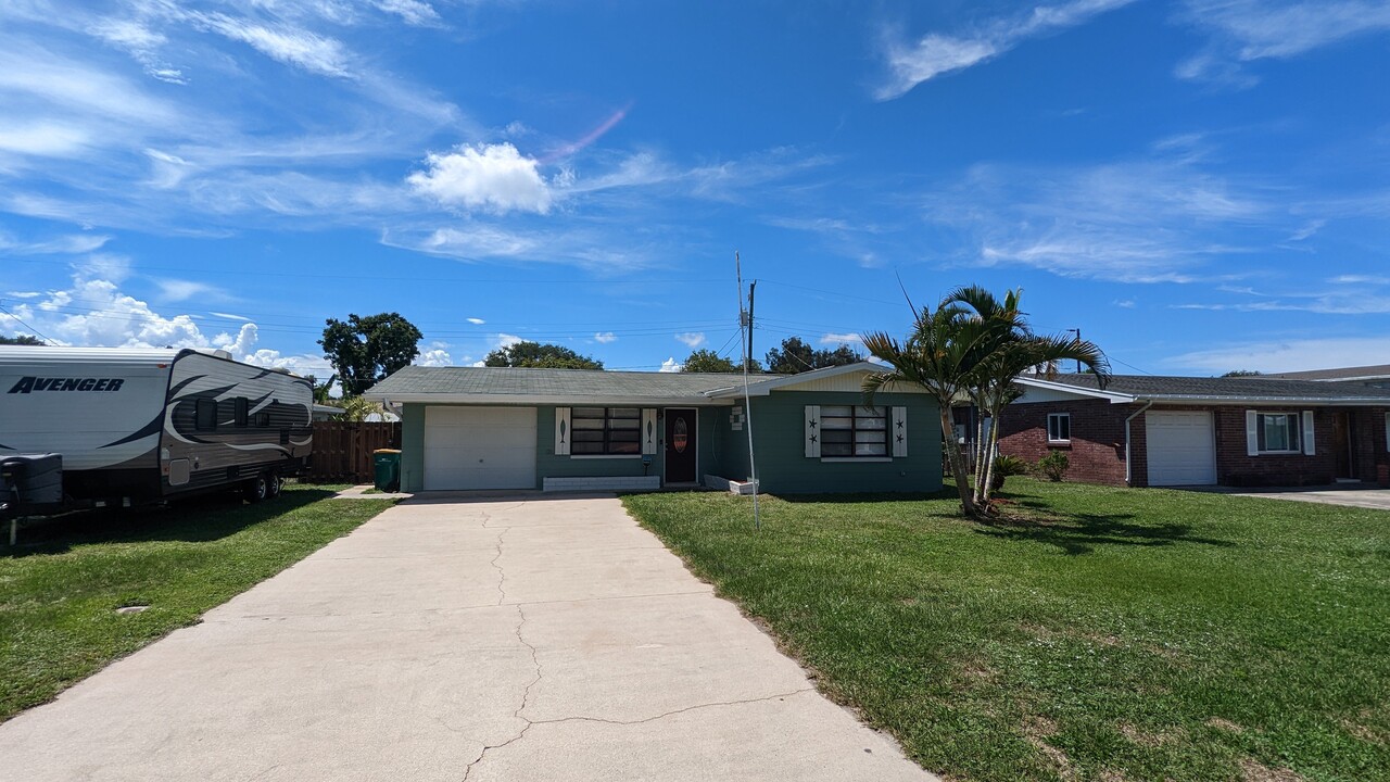 1616 Elizabeth St in Melbourne, FL - Building Photo