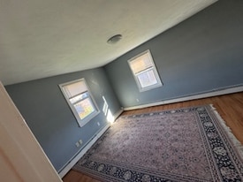 13 West St in Bristol, RI - Building Photo