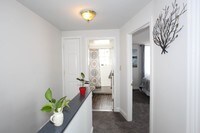 Hollinswood Townhouses photo'