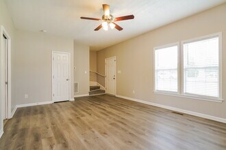 501 Oak Dare Ln in Wendell, NC - Building Photo - Building Photo
