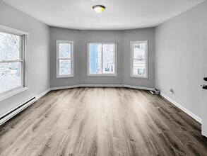 5 Mt Pleasant St in Worcester, MA - Foto de edificio - Building Photo