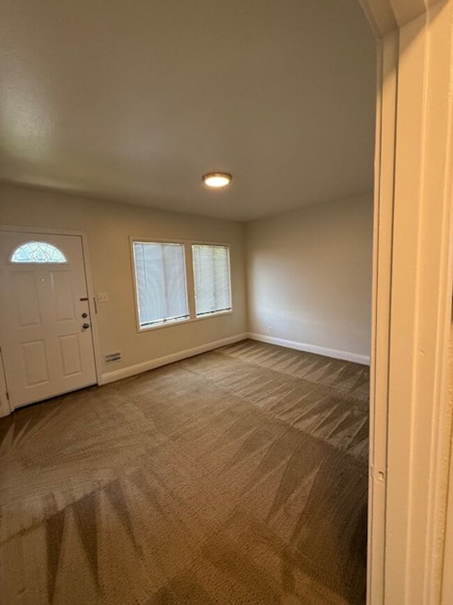 5925-5933 San Diego St in El Cerrito, CA - Building Photo - Building Photo