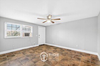 2205 Russelldale Ave in North Charleston, SC - Building Photo - Building Photo