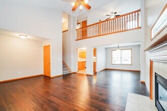 3175 Weeping Spruce Dr in Grove City, OH - Building Photo - Building Photo