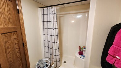 100 Bothne Dr-Unit -2 in Coon Valley, WI - Building Photo - Building Photo