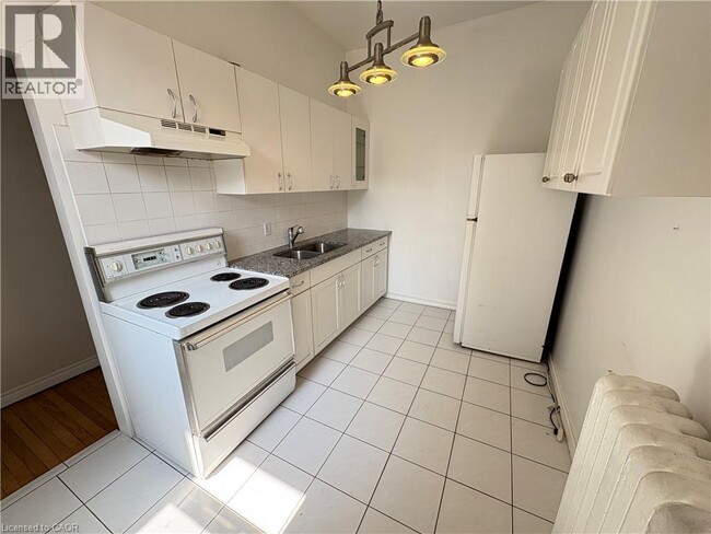 property at 55 Barton St W