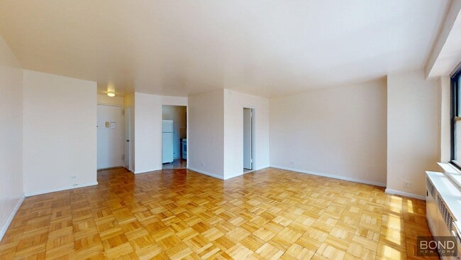 property at 399 E 72nd St