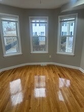 68 Bellevue St, Unit 1 in Boston, MA - Foto de edificio - Building Photo