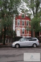 1425 N Bosworth Ave in Chicago, IL - Foto de edificio - Building Photo