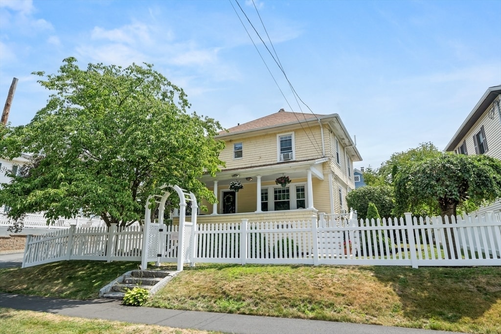 196 Waverly Rd in North Andover, MA - Building Photo