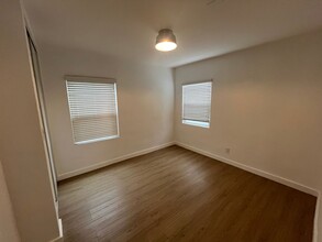 3232 Verdugo Rd, Unit 3234 1/4 in Los Angeles, CA - Foto de edificio - Building Photo