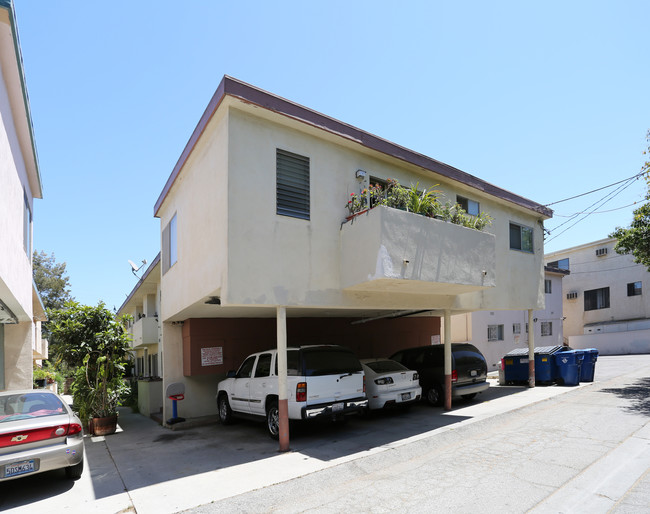 3661 Mclaughlin Ave in Los Angeles, CA - Foto de edificio - Building Photo