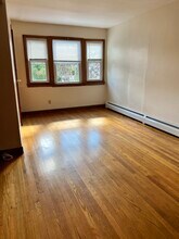 37 Arlington St, Unit 1R-J in Woburn, MA - Building Photo - Building Photo