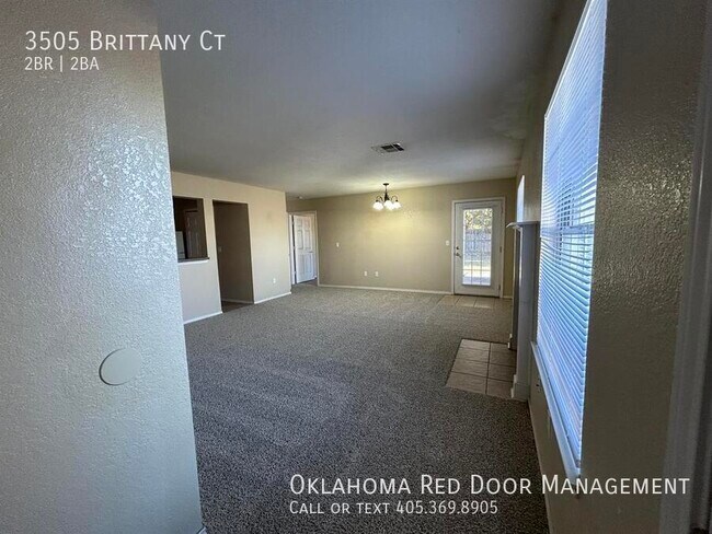 3505 Brittany Ct in Moore, OK - Building Photo - Building Photo
