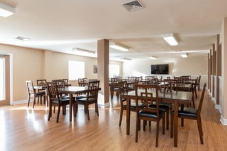 River Run Senior Apartments in Woodbridge, VA - Building Photo - Interior Photo