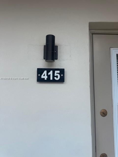 3505 NW 48th Ave in Lauderdale Lakes, FL - Building Photo - Building Photo