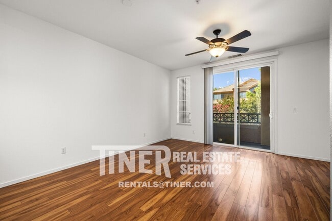 2001 Club Center Dr in Sacramento, CA - Building Photo - Building Photo