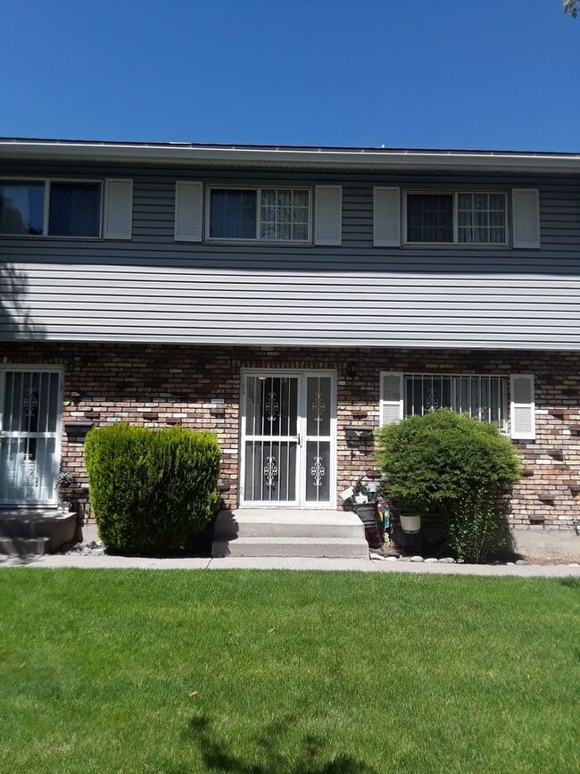 26 Smithridge Park