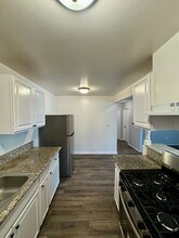 17392 Queens Ln in Huntington Beach, CA - Building Photo - Building Photo