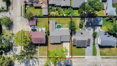 10227 Metronome Dr in Houston, TX - Building Photo - Building Photo