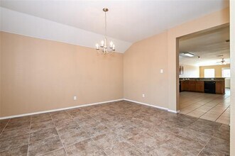 3653 Swallow Dr in Mesquite, TX - Foto de edificio - Building Photo