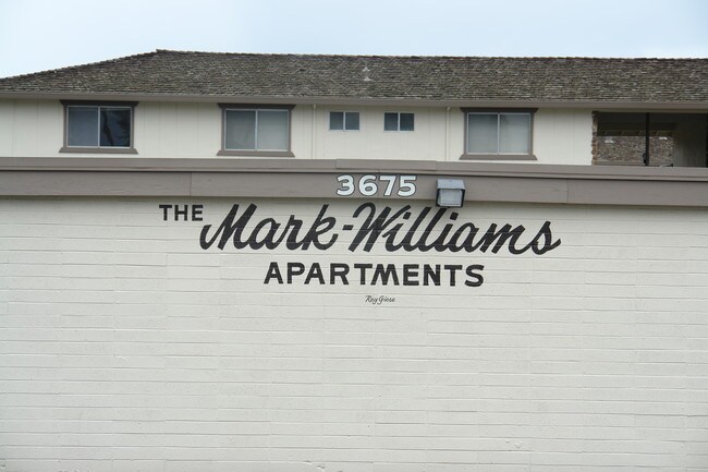 Mark-Williams Apartments in San Jose, CA - Foto de edificio - Building Photo