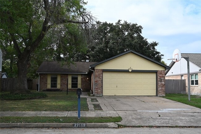 22119 Singing Spurs Dr in Katy, TX - Building Photo - Building Photo
