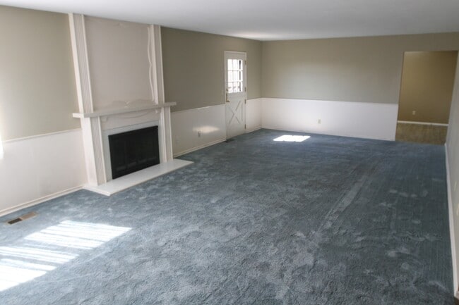 422 North 62nd Avenue in Yakima, WA - Building Photo - Building Photo