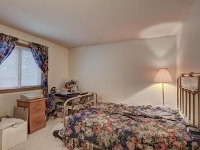 4972-4976 Highway 70 in Eagle River, WI - Building Photo - Interior Photo