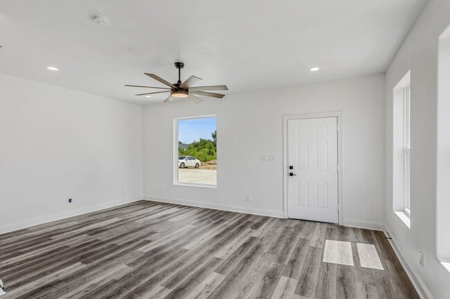 3525 Heard Rd in Lake Charles, LA - Building Photo - Building Photo