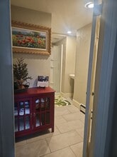 4 Perrin Rd in Woodstock, CT - Foto de edificio - Building Photo