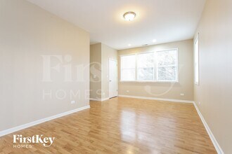 217 Fairfield Dr in Island Lake, IL - Building Photo - Building Photo