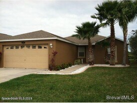 2244 Bayhill Dr in Melbourne, FL - Building Photo