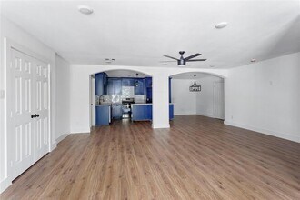 5811 Northridge Dr in Houston, TX - Building Photo - Building Photo