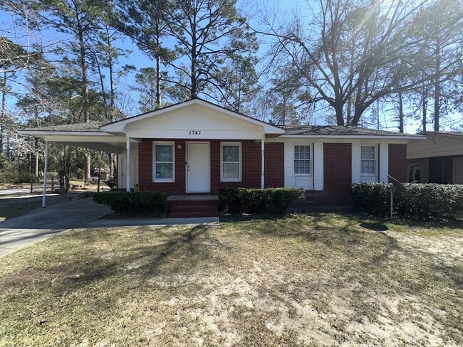 1741 Ricardo St in Valdosta, GA - Building Photo - Building Photo
