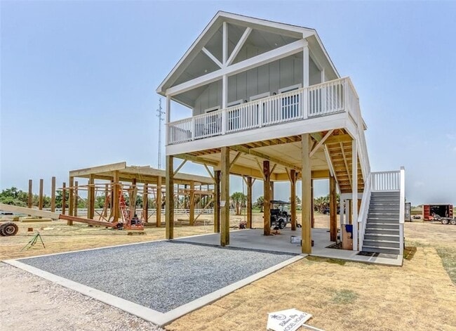 1078 Cedar Ln in Gilchrist, TX - Building Photo - Building Photo