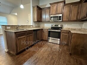 4309 Edinburg Way in Del City, OK - Building Photo - Building Photo