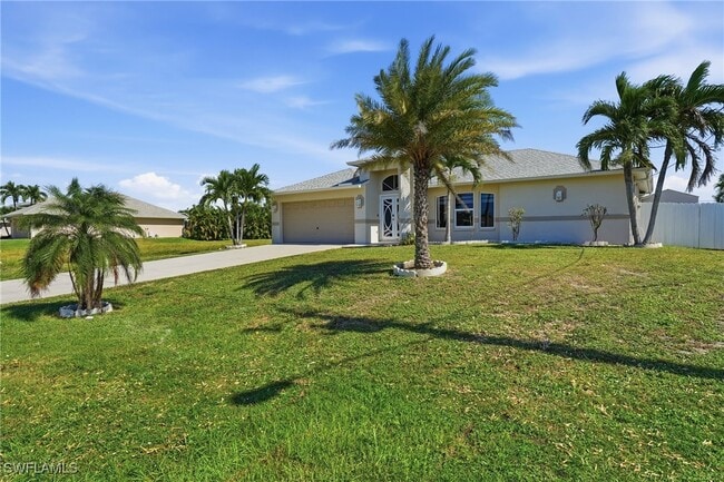 4421 SW 14th Pl in Cape Coral, FL - Building Photo - Building Photo
