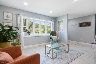 237 Perry St in Dover, NJ - Building Photo - Building Photo