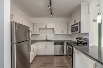 Greenwood Place Apartments in Seattle, WA - Building Photo - Interior Photo