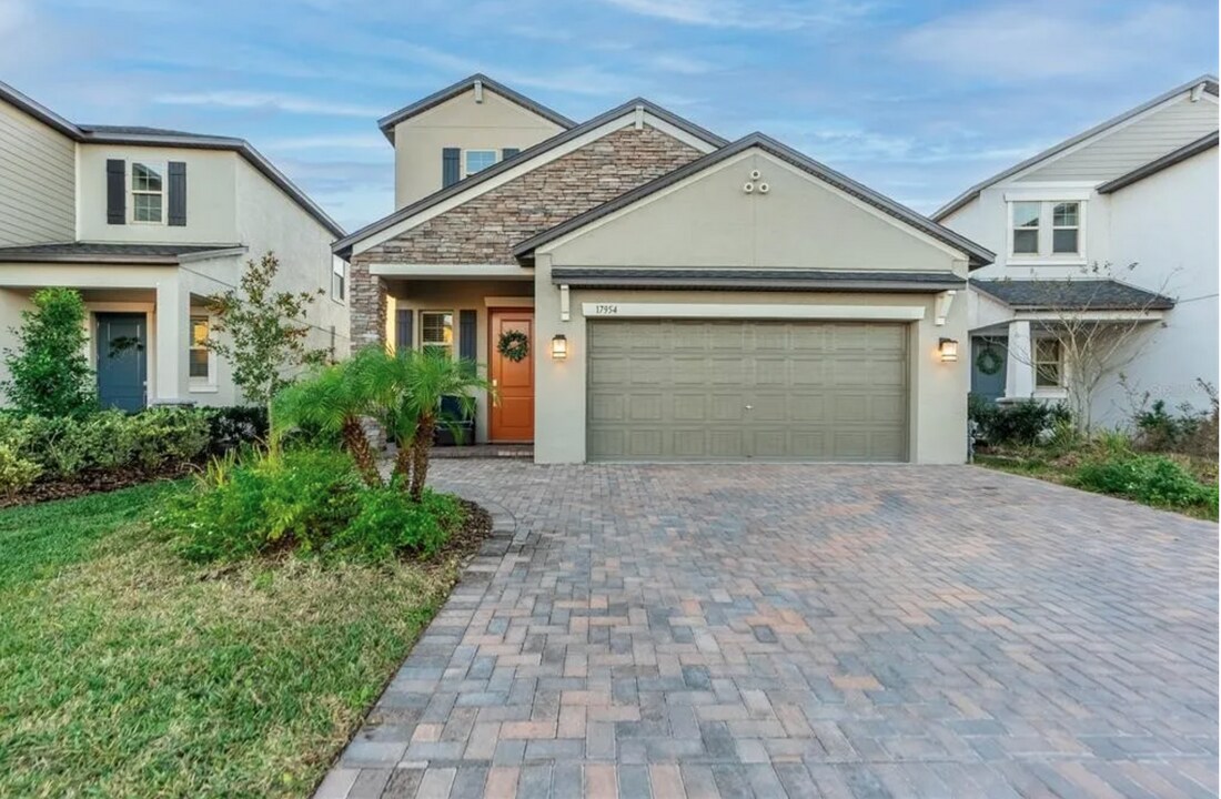 17954 Frame Bend in Land O Lakes, FL - Building Photo