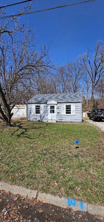 3205 W Ann St in Peoria, IL - Building Photo