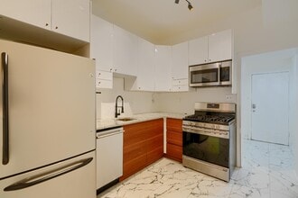2009 N Fulton Ave in Baltimore, MD - Building Photo - Building Photo