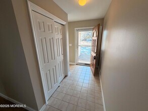 703 Parkside Ave in Toms River, NJ - Building Photo - Building Photo