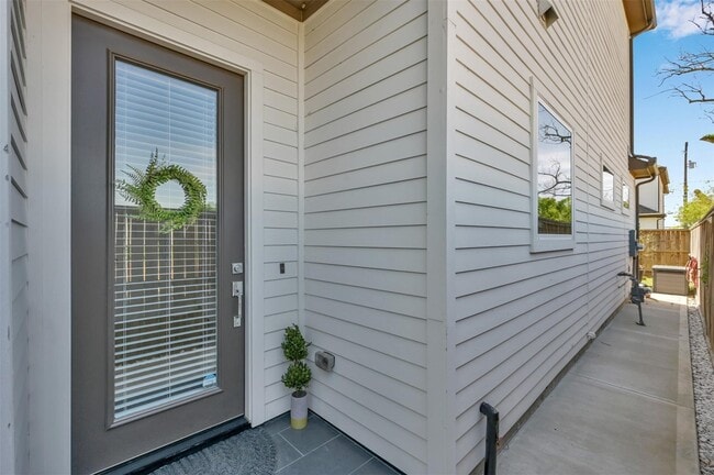 property at 4202 Gillespie St